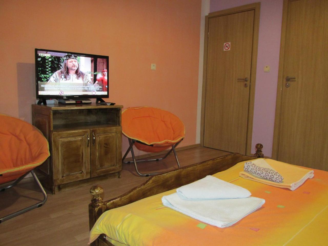 Pri Orehite Guesthouse Oreshak  Exterior foto